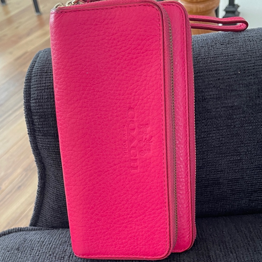 Coach Fuchsia Leather Wristlet - Picture 6 of 9